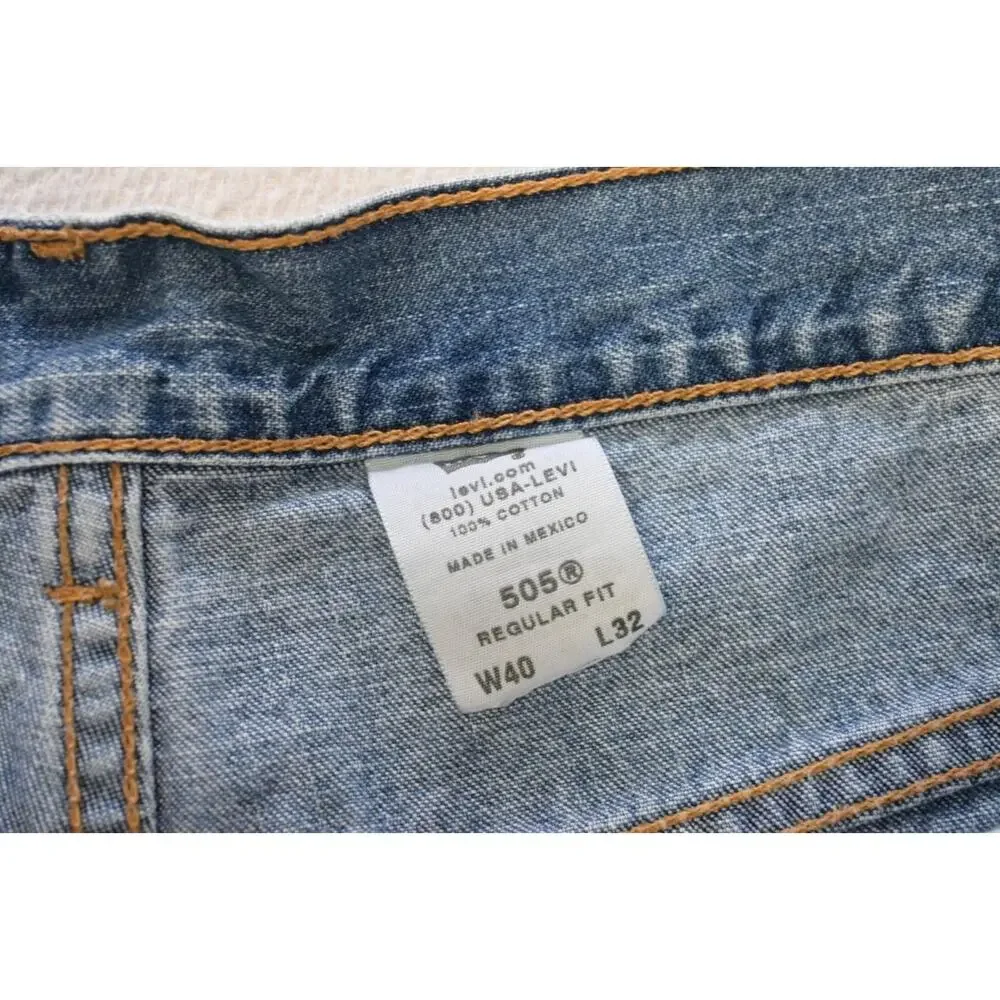 Levis color blue 